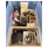 Items: Jewelry, Buckles, Keychains, Cards