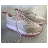 Reebok Athletic Shoes with Pink Soles