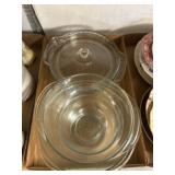 Clear Glass Bowls with One Lid