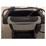 Lasko Utility Fan with Adjustable Knob