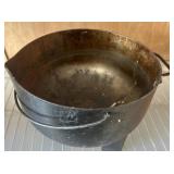 Cast Iron Tripod Cauldron with Side Handles