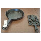 Cast Iron Skillet and Trivet Set