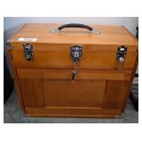 Windsor Design 8-Drawer Wood Tool Chest