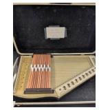 Oscar Schmidt Autoharp with Hard Case