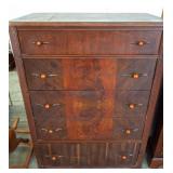 Wooden Chest of Drawers with Five Drawers
