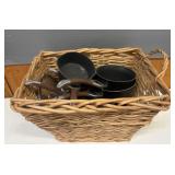 Circulon Cookware with Basket