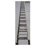 32in Aluminum Extension Ladder