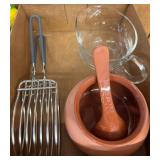 Kitchen Utensils and Serveware Set