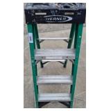 Werner 4-Ft Fiberglass Step Ladder