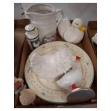 Ceramic Poultry-Themed Kitchenware