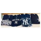 New York Yankees Graphic T-Shirts