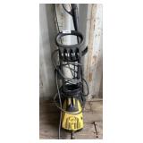 Karcher 330 Pressure Washer With Hose