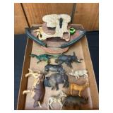 Plastic Ark Playset with Assorted Animal Figures