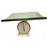 American Family Nursery Scale 30 lb Capacity