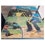 Reeves Toys The Big Dig Sandbox Digger