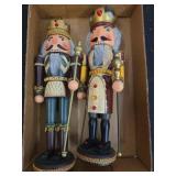 Santaï¿½s Workbench 15" Nutcrackers