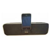IPhone 3GS 16GB with iHome iD7 Speaker Dock