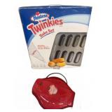 Hostess Twinkies Bake Set With Maker