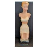 Liane Dior Novita Mannequin Bust Display