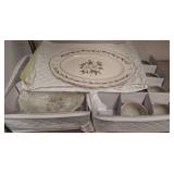 Royal Jackson Fine China Dinnerware Set