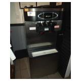 TAYLOR 2 FLAVOR TWIST SOFT SERVE & FRO-YO MACHINE