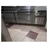 CONTINENTAL 6 FT SELF CONTAINED GRIDDLE STAND