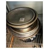 LOT ROUND TRAYS