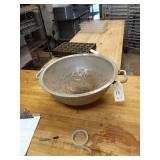 ALUMINUM BOWL WITH HANDLES 22"