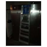 WERNER 6 FT LADDER