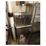 1 COMPARTMENT SINK 18" X 16"