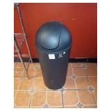 TRASH CAN