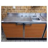 5 FT METAL CABINET WITH BACKSPLASH & SINK