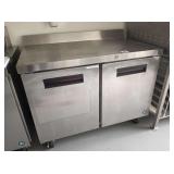 BRAND NEW HOSHIZAKI 4 FT REFRIGERATED LOWBOY