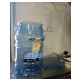 SAN JAMAR ICE TOTE & SCOOP