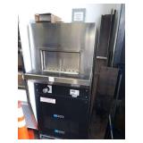 WOODSTONE GAS PIZZA OVEN 29" X 38" X 68"