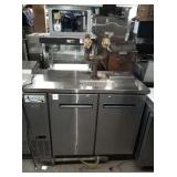 AVANTCO 2 DOOR SELF CONTAINED KEGERATOR