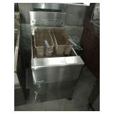 PITCO GAS FRYER MODEL SG18