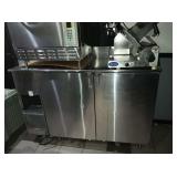 GLASTENDER 60" SELF CONTAINED REFRIGERATED BACKBAR