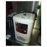 QUICK & HOT AHI-1300 INSTANT HOT WATER DISPENSER