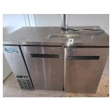 AVANTCO 4 FT KEGERATOR COOLER