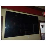 SAMSUNG TV 43" LEFT TO RIGHT