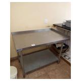 SS TABLE 48" X 30"