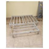 3 FT DUNNAGE STANDS