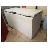 CHEST FREEZER