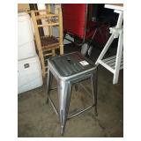 METAL STOOLS