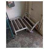 3 FT DUNNAGE STANDS