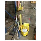 LOT CLEANING SUPPLIES