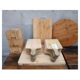 LOT CUTTING WOOD BOARDS