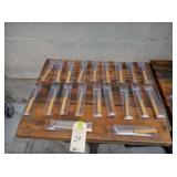 LOT OF 20 NEW KNIVES