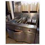 FRYMASTER GAS DOUBLE FRYER WITH DUMPSTATION